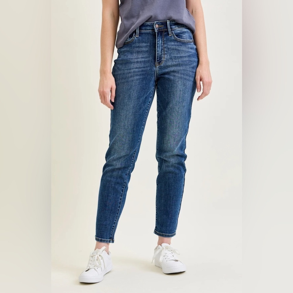 Judy Blue Dark Wash High Waist Slim Fit Jeans.       Size-15